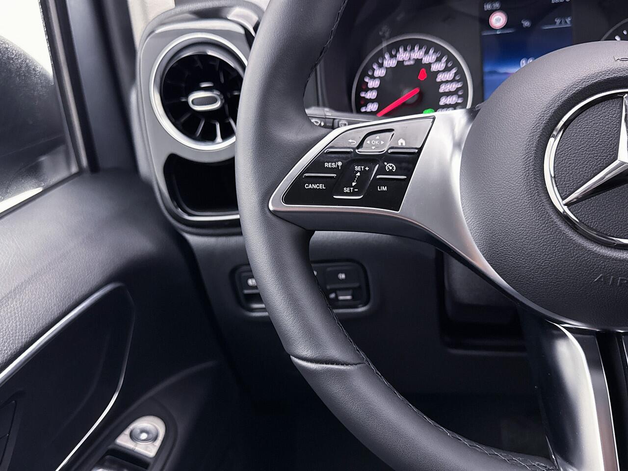 Mercedes-Benz VITO 119 CDI Extra Lang Dubbele Schuifdeur Multibeam LED Trekhaak Achteruitrijcamera Betimmering