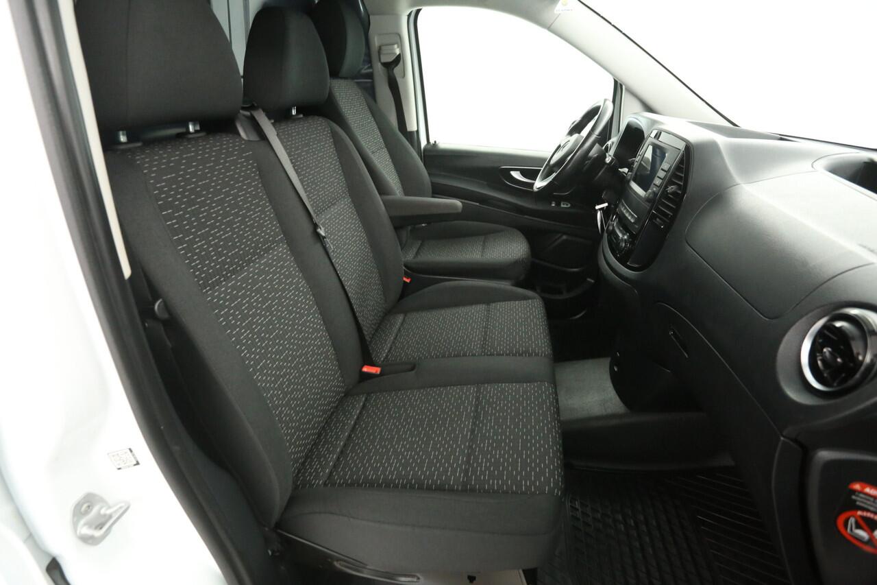 Mercedes-Benz VITO 114 CDI Lang | Euro6 | Aut. | Airco | Cruise | Camera | Carplay | 3-Zits | Navi | 2xSchuifdeur | Trekh. | Stoelverw.