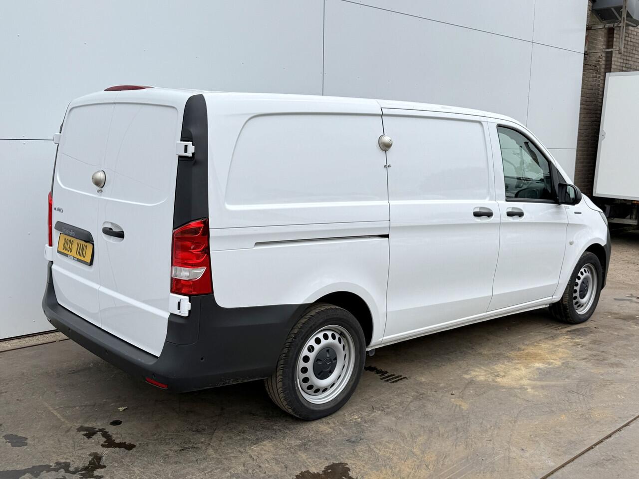 Mercedes-Benz VITO eVito 112 66 kWh Elektrisch 66kWh 280km WLTP Snelladen Climate Control Cruise Control Camera Parkeersensoren voor achter Stoelverwarming