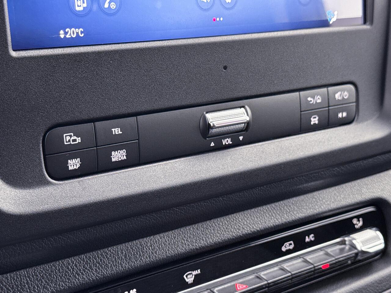 Mercedes-Benz VITO 116 L2 Pro Multibeam Led Trekhaak Achteruitrijcamera met sonsoren Betimmering Cruise Control