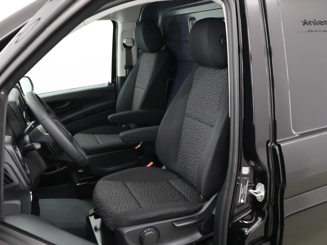 Mercedes-Benz VITO eVito 112 GB L2 | Achteruitrijcamera | Navigatie | Dodehoekassistent | Stoelverwarming | Achterdeuren |