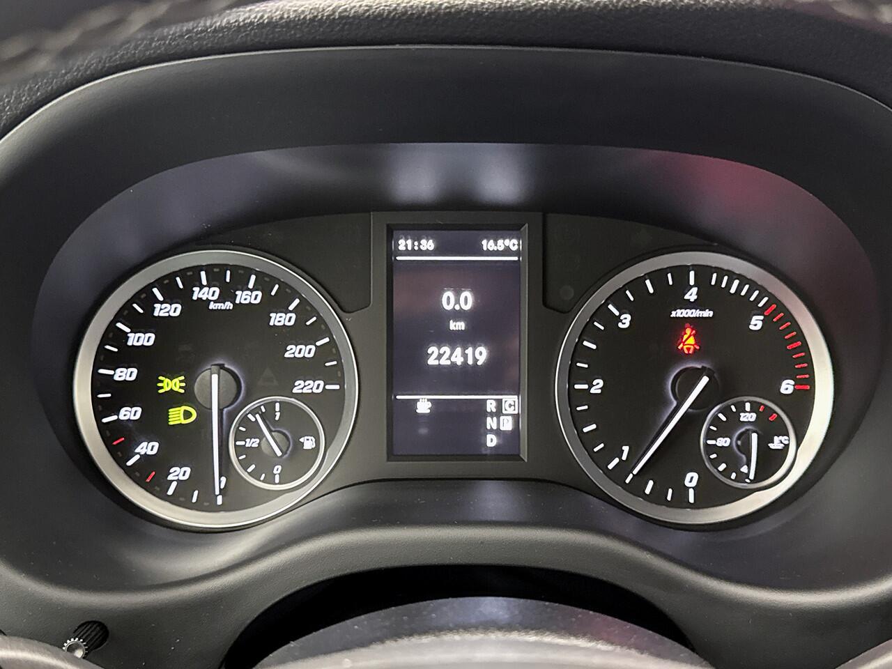 Mercedes-Benz VITO 114 CDI Extra Lang DC *LBW-Edition* Dubbele Cabine Led 19" Lichtmetaal Trekhaak Achteruitrijcamera Apple Carplay/Android Auto