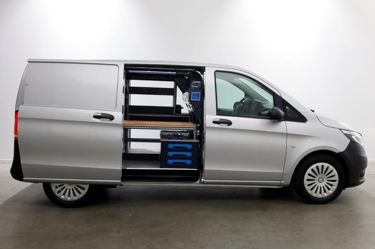 Mercedes-Benz VITO 114 CDI 136pk Compact 9G Automaat 2x Schuifdeur/LED/Camera/Navi/Inrichting 05-2022