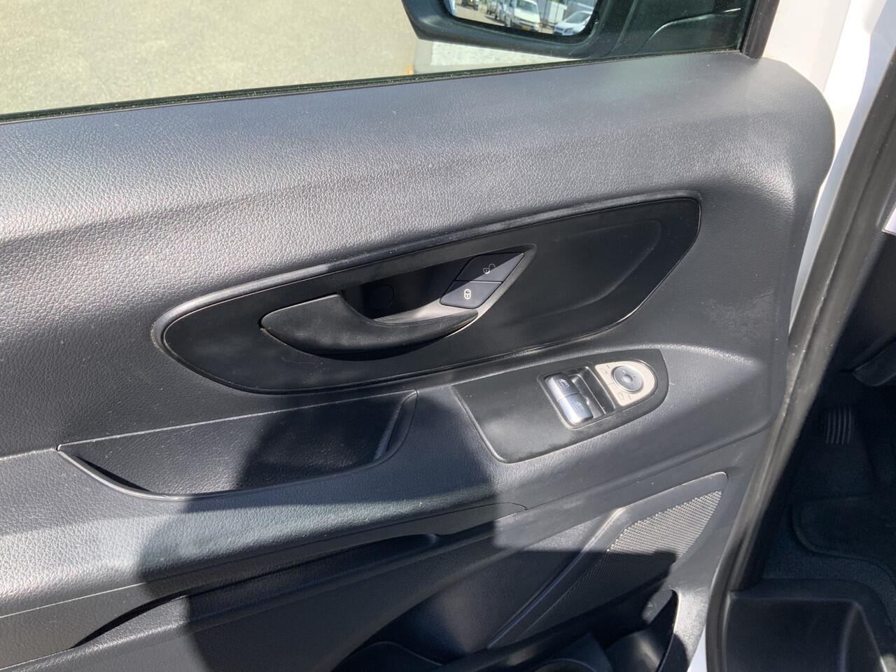 Mercedes-Benz VITO Tourer XL 114 CDI Autom. Airco Cruise Camera Alu Velg Side Bar Leer 136 pk Euro 6