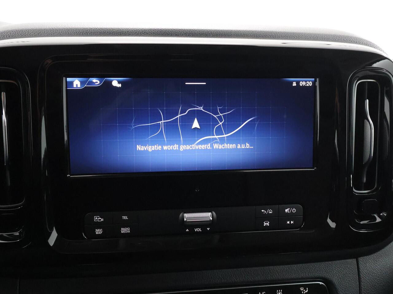 Mercedes-Benz VITO 116 CDI | Aut. | Lang L2 | Pro | LM Velgen | LED Koplampen | Trekhaak | Achterdeuren | 3-zits | Stoelverwarming | Certified