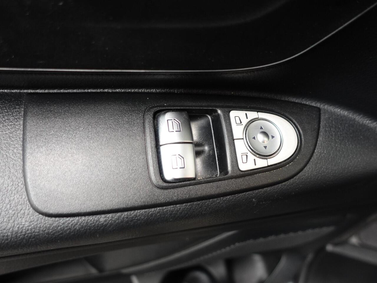 Mercedes-Benz VITO 114 CDI Lang Automaat Airco Bluetooth Camera Trekhaak