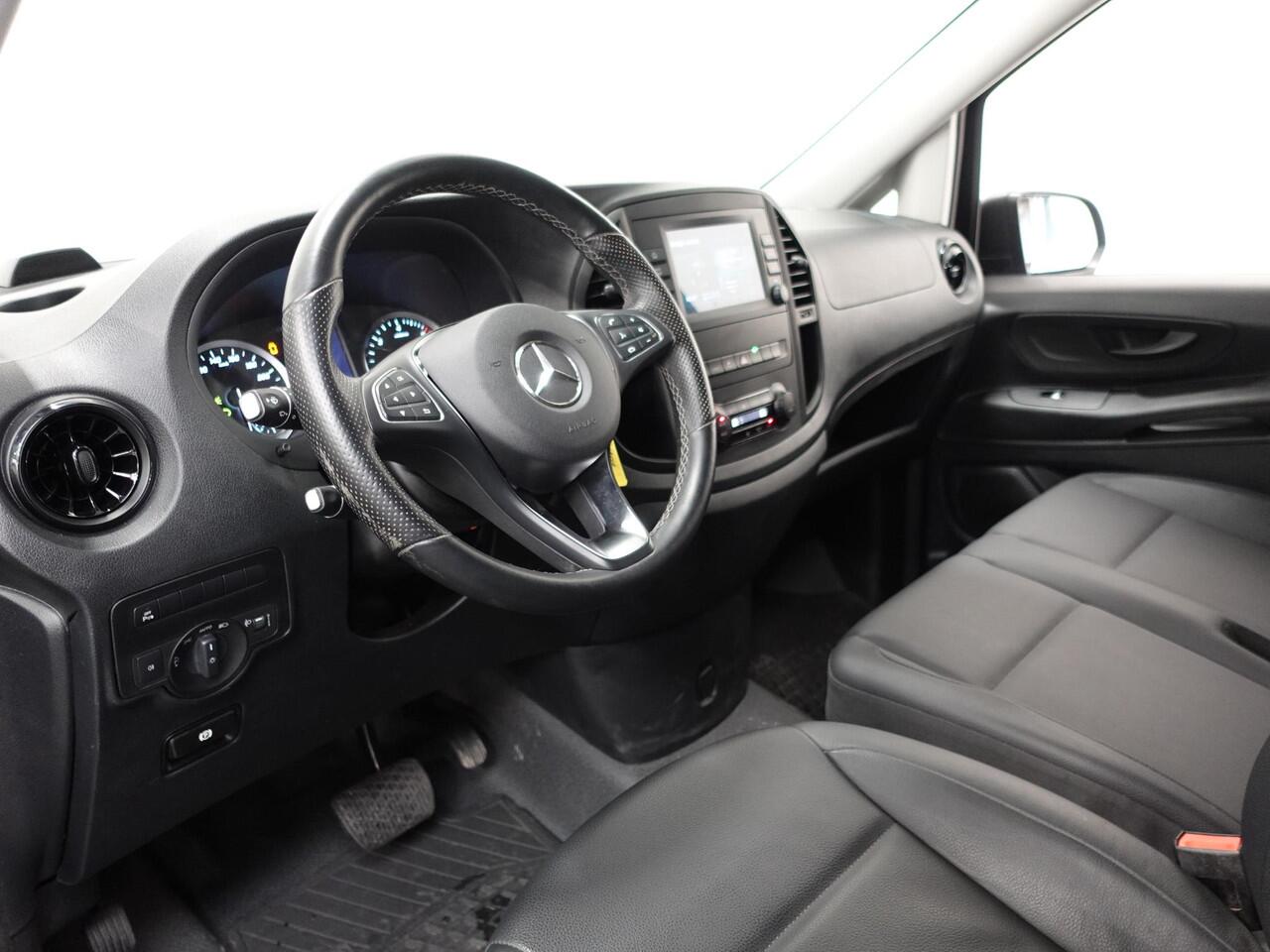 Mercedes-Benz VITO 114 CDI Lang Automaat | Navigatie | Apple Carplay/Android Auto | Airco | Bluetooth | Trekhaak | Parkeer sensoren | Camera