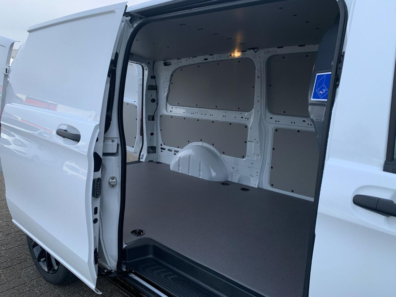 Mercedes-Benz VITO 116 CDI Extra Lang L3 163pk Automaat LMV MaxtonDesign LED Airco Camera Leder-Stuur/Bekleding Diffuser Frontlip CruiseControl Stoelverwarming DYNAMIC Standkachel CarPlay AndroidAuto Trekhaak 12V Laadruimtebekleding Bluetooth VoiceCommand DAB