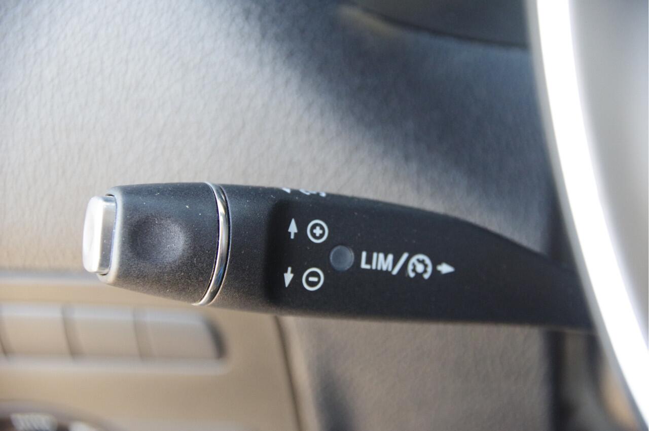 Mercedes-Benz VITO 119 CDI L2 (12-2020) AUT. LED, TREKHAAK, CAMERA, NAVI, CRUISE, CLIMA, PARKEERSENSOREN, APPLE CARPL