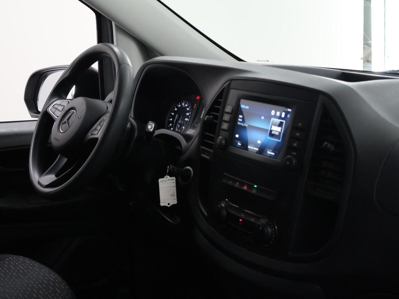 Mercedes-Benz VITO 114 CDI | Aut. | Lang L2 | Airco | Achterdeuren | 3-zits | Carplay | Parkeercamera | Cruise Control | Certified