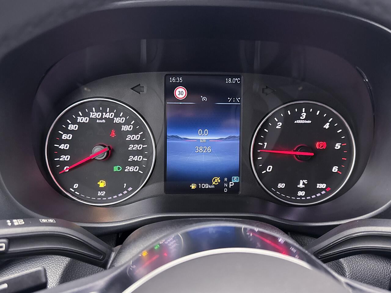 Mercedes-Benz VITO 119 CDI Extra Lang Dubbele Schuifdeur Multibeam LED Trekhaak Achteruitrijcamera Betimmering