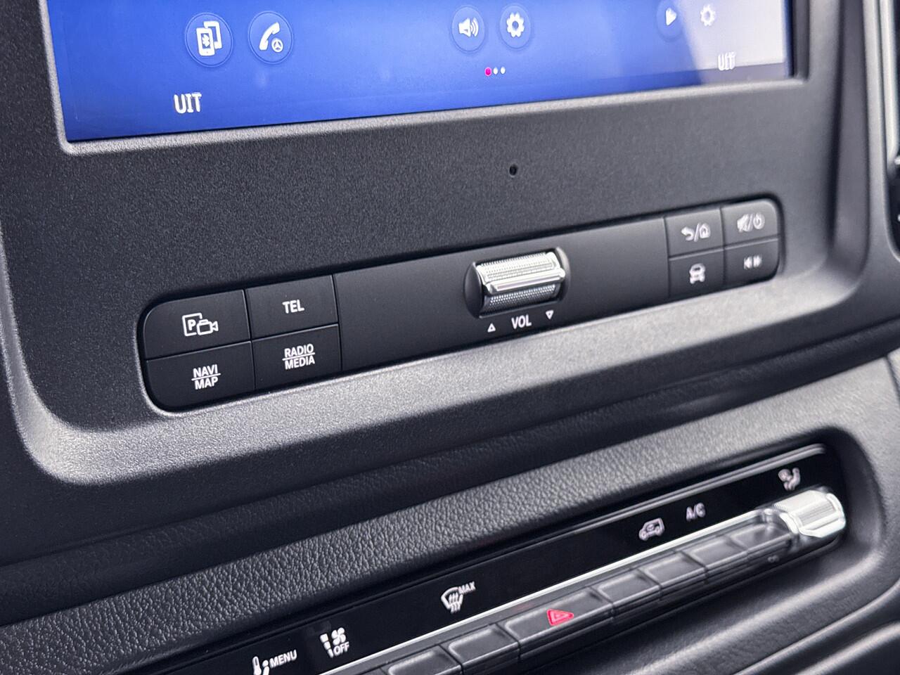 Mercedes-Benz VITO 116 L2 Pro Trekhaak Led Achteruitrijcamera met sensoren Betimmering Cruise Control