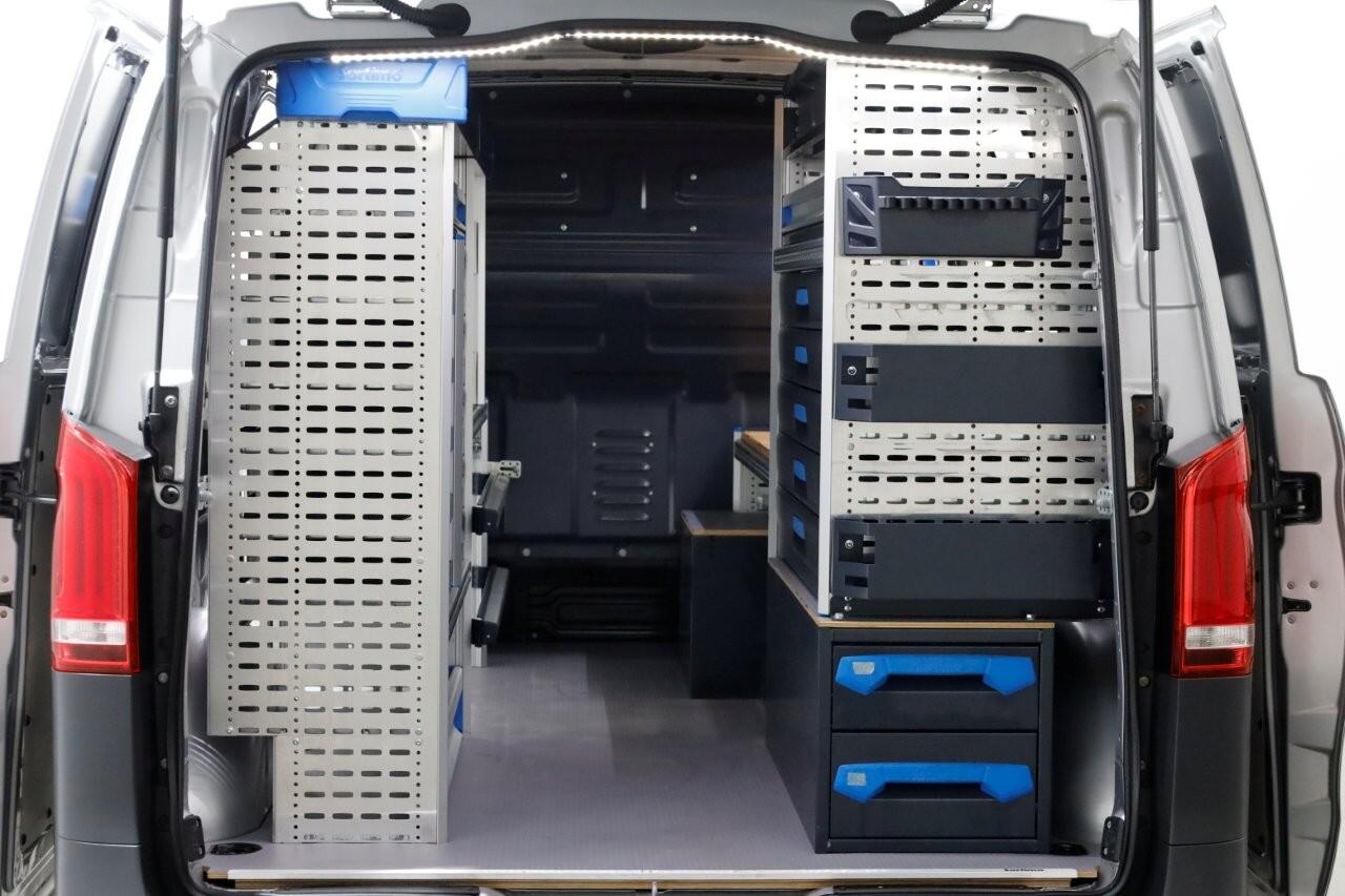 Mercedes-Benz VITO 114 CDI 136pk Compact 9G Automaat 2x Schuifdeur/LED/Camera/Inrichting 07-2022