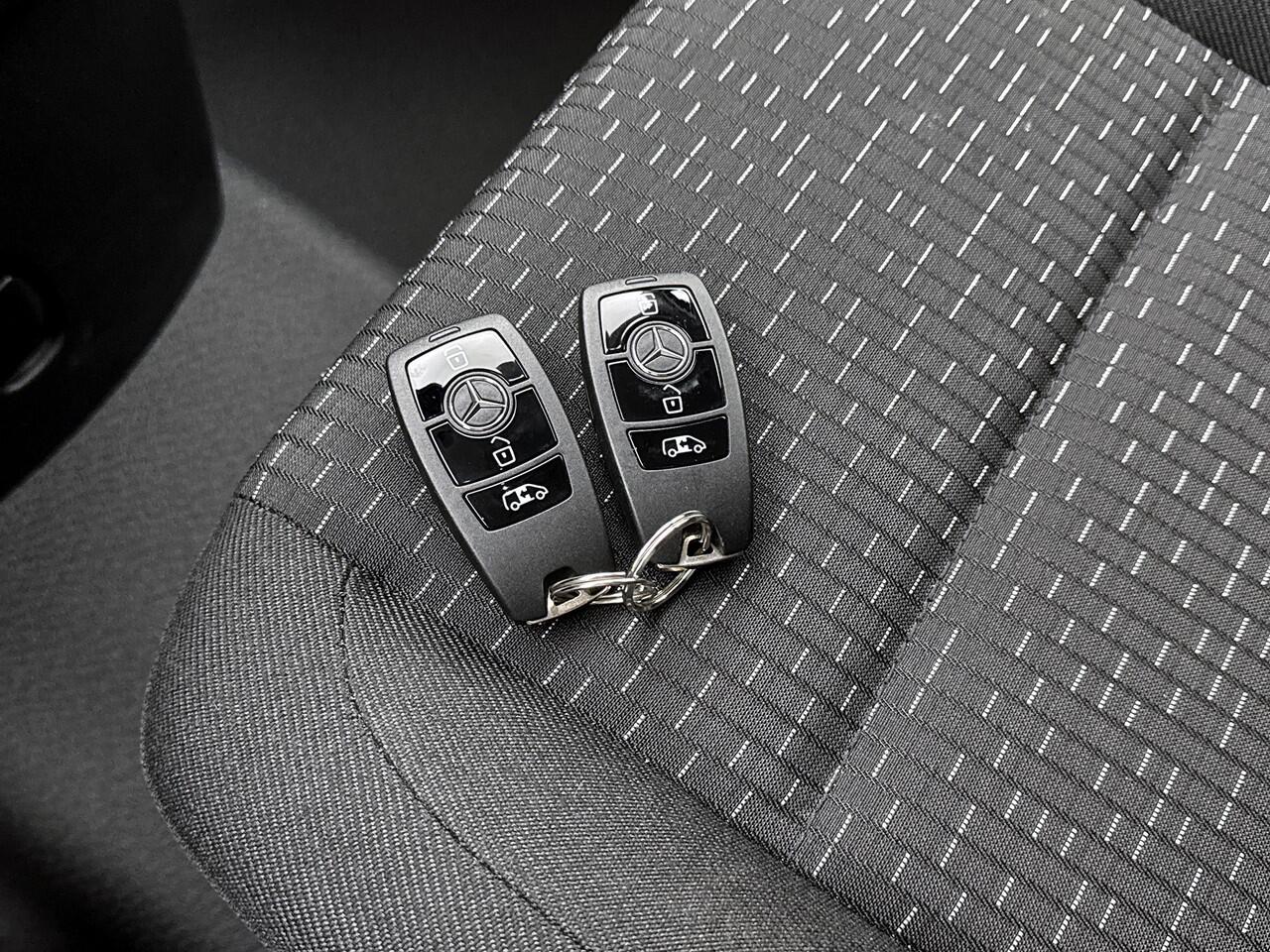 Mercedes-Benz VITO 116 CDI L2 PRO Trekhaak 2500kg LED Achteruitrijcamera Apple Carplay/Android Auto Betimmering