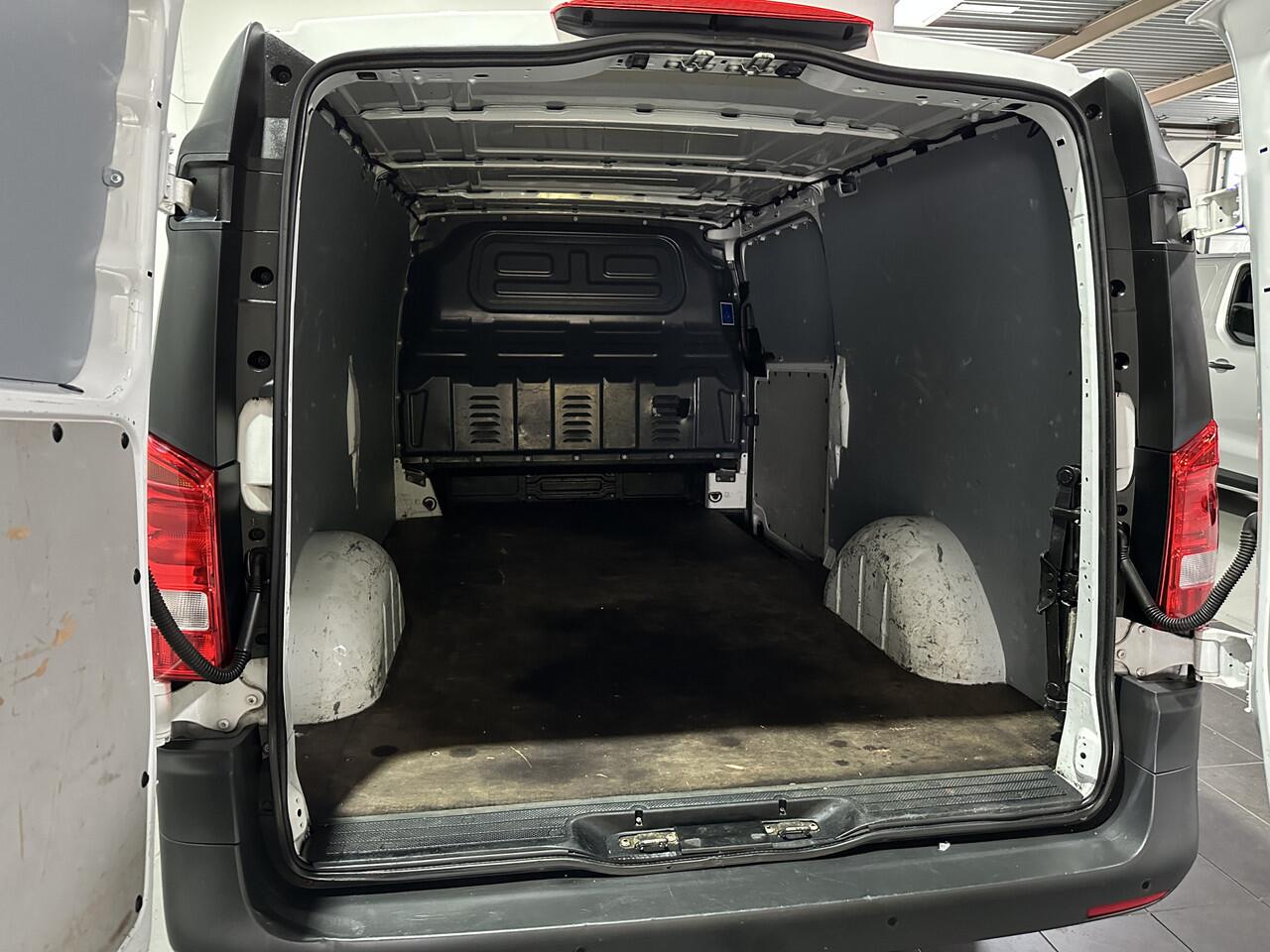 Mercedes-Benz VITO 111 CDI Extra Lang - Airco / PDC / Trekhaak