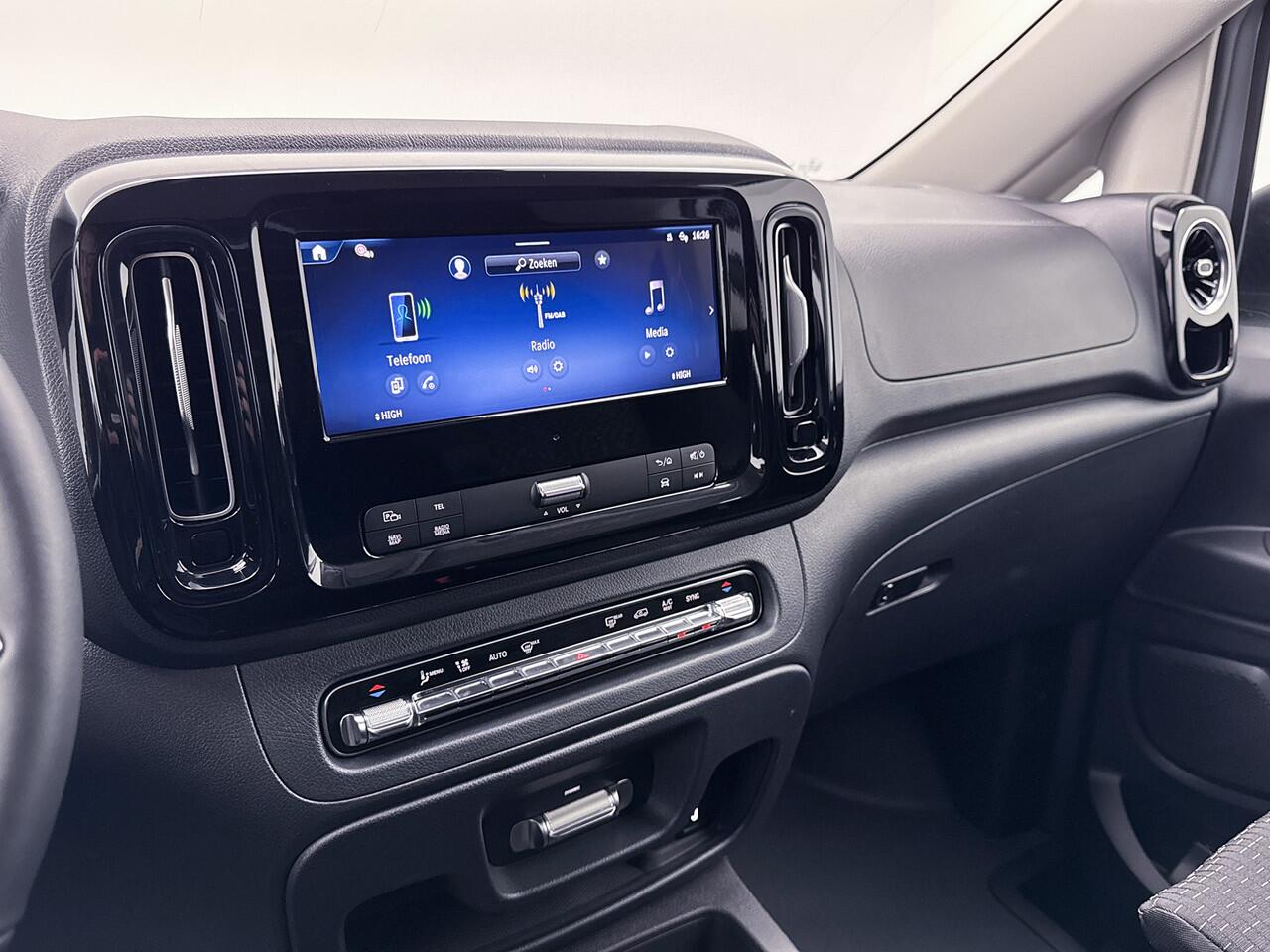 Mercedes-Benz VITO 119 CDI Extra Lang Dubbele Schuifdeur Multibeam LED Trekhaak Achteruitrijcamera Betimmering