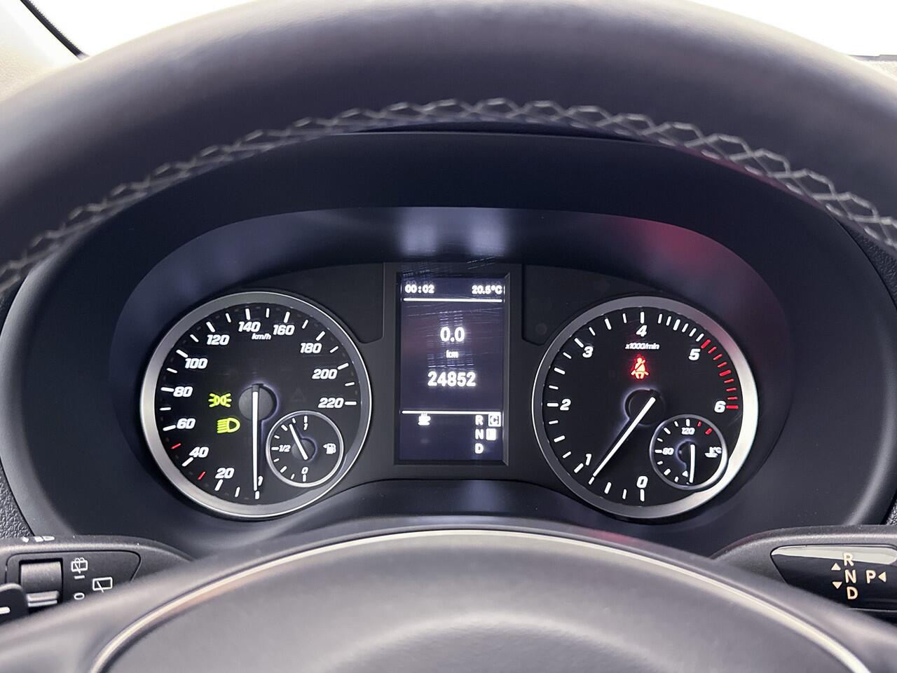 Mercedes-Benz VITO 114 CDI DC L3 Dubbele Cabine XL LED Trekhaak Apple Carplay/Android Auto Extra Lang Achteruitrijcamera Cruise Control