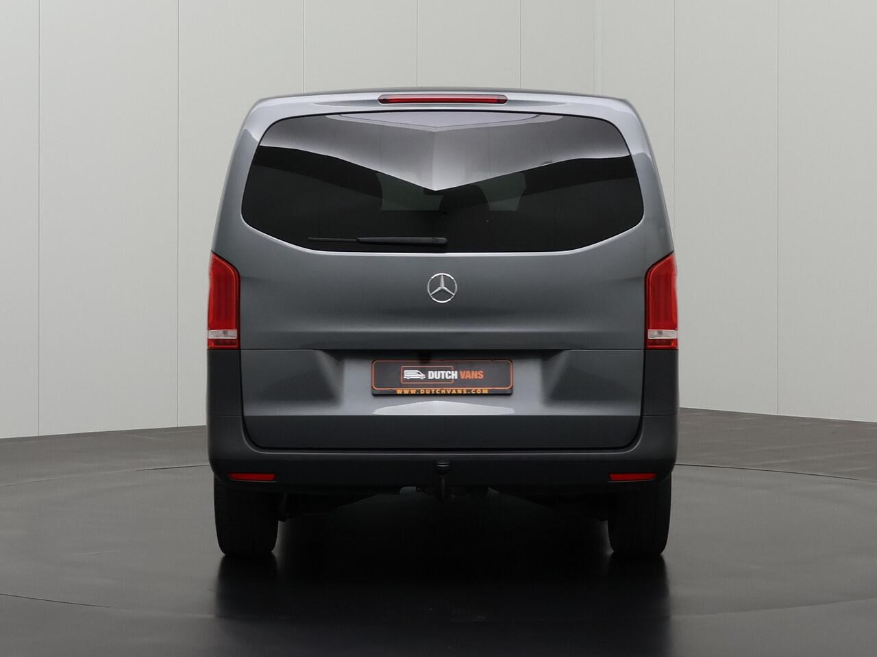 Mercedes-Benz VITO 116CDi Lang Business | Led | Trekhaak | Navigatie | Camera | 3-Persoons | Airco | Cruise