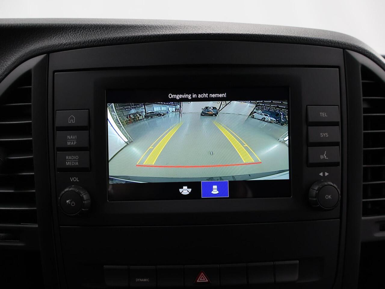 Mercedes-Benz VITO eVito Lang 66 kWh | Stoelverwarming | Navigatie | Achteruitrijcamera | Airco | LED Koplampen | Cruise Control |