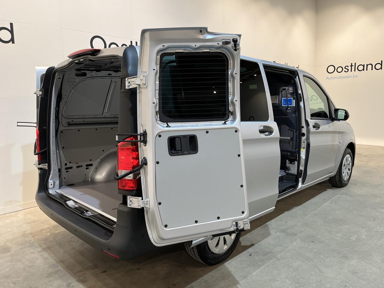 Mercedes-Benz VITO 116 CDI Lang Automaat / Euro 6 / Airco / Cruise Control / Camera / CarPlay / Navigatie / 3-Zits / 1.000 KM !! Z.G.A.N. !!