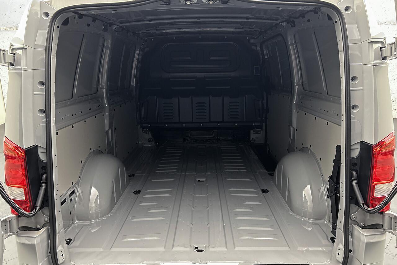 Mercedes-Benz VITO 119 CDI L2 Automaat 4X4 | Lederen bekleding | Adaptief cruise control | Camera | Parkeersensoren