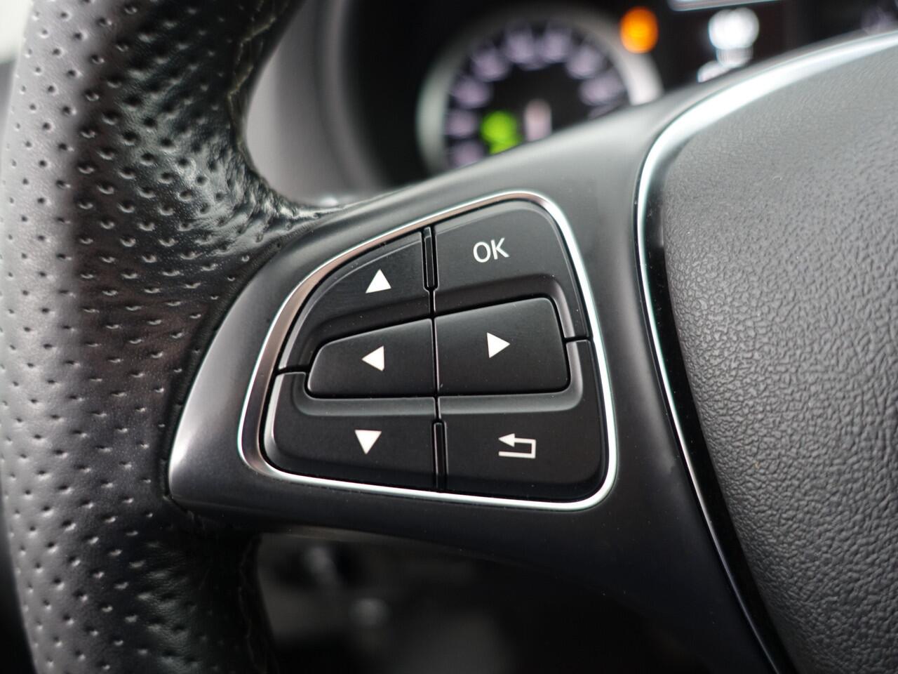 Mercedes-Benz VITO 116 CDI L2 Lang AMG Edition Aut- Design Leder, Xenon Led, Navi, Camera, Trekhaak, Dynamic Select, Park Assist