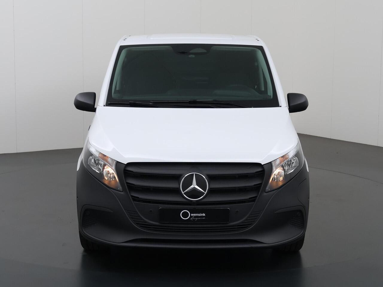 Mercedes-Benz VITO eVito 112 | L3 | 66 kWh | NAVIGATIE | STOELVERWARMING | 2-ZITS | STANDKACHEL | CRUISE CONTROL | DODEHOEKDETECTIE | ACHTERKLEP | PARKEERCAMERA | 280 KM WLTP | RIJASSISTENTIE PAKKET