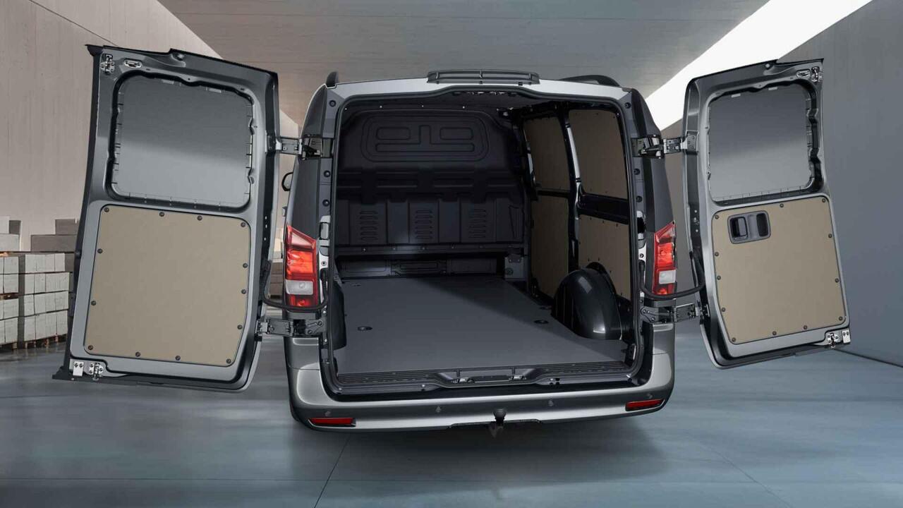 Mercedes-Benz VITO 116 CDI L2 Select Trekhaak | 270° Deuren | MBUX |