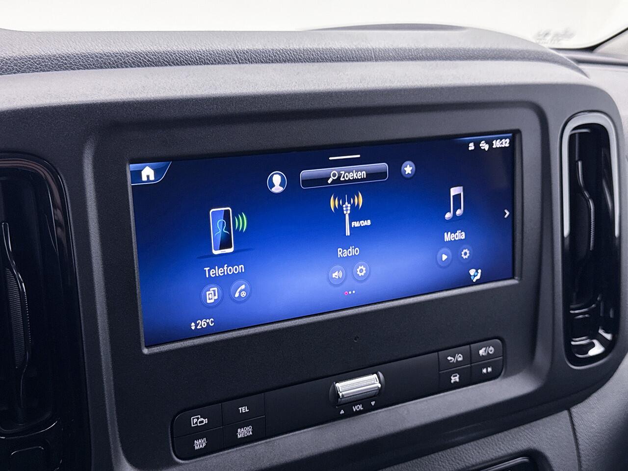 Mercedes-Benz VITO 116 CDI L2 Pro Multibeam LED Trekhaak Achteruitrijcamera Betimmering Cruise Control