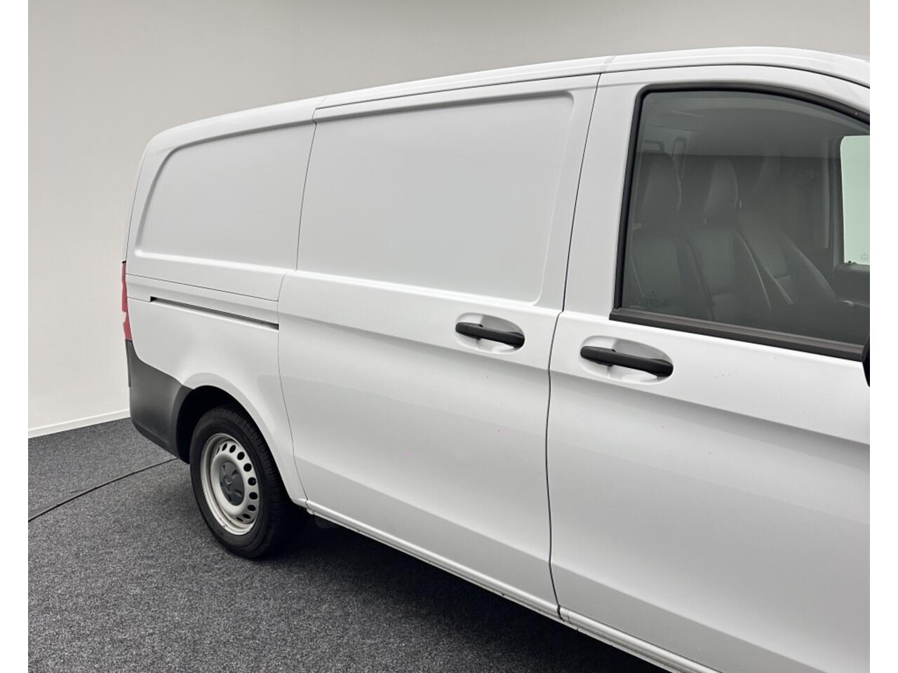 Mercedes-Benz VITO 116 CDI 163PK Aut. | Betimmering | Trekhaak | A. klep | Cruise c