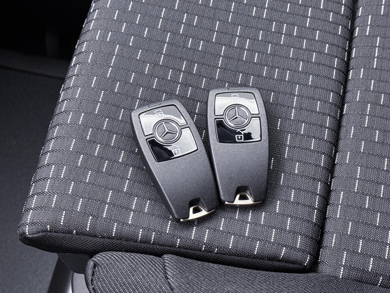 Mercedes-Benz VITO 119 CDI Extra Lang Dubbele Schuifdeur 3500KG Trekgewicht Multibeam LED Trekhaak Achteruitrijcamera Betimmering