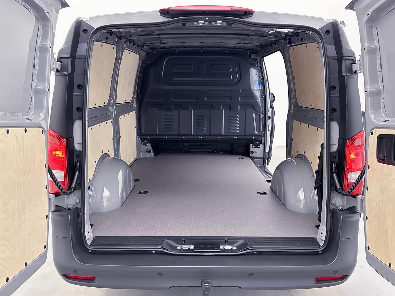 Mercedes-Benz VITO 116 CDI L2 Pro Trekhaak Multibeam LED Betimmering Achteruitrijcamera Parkeerpakket