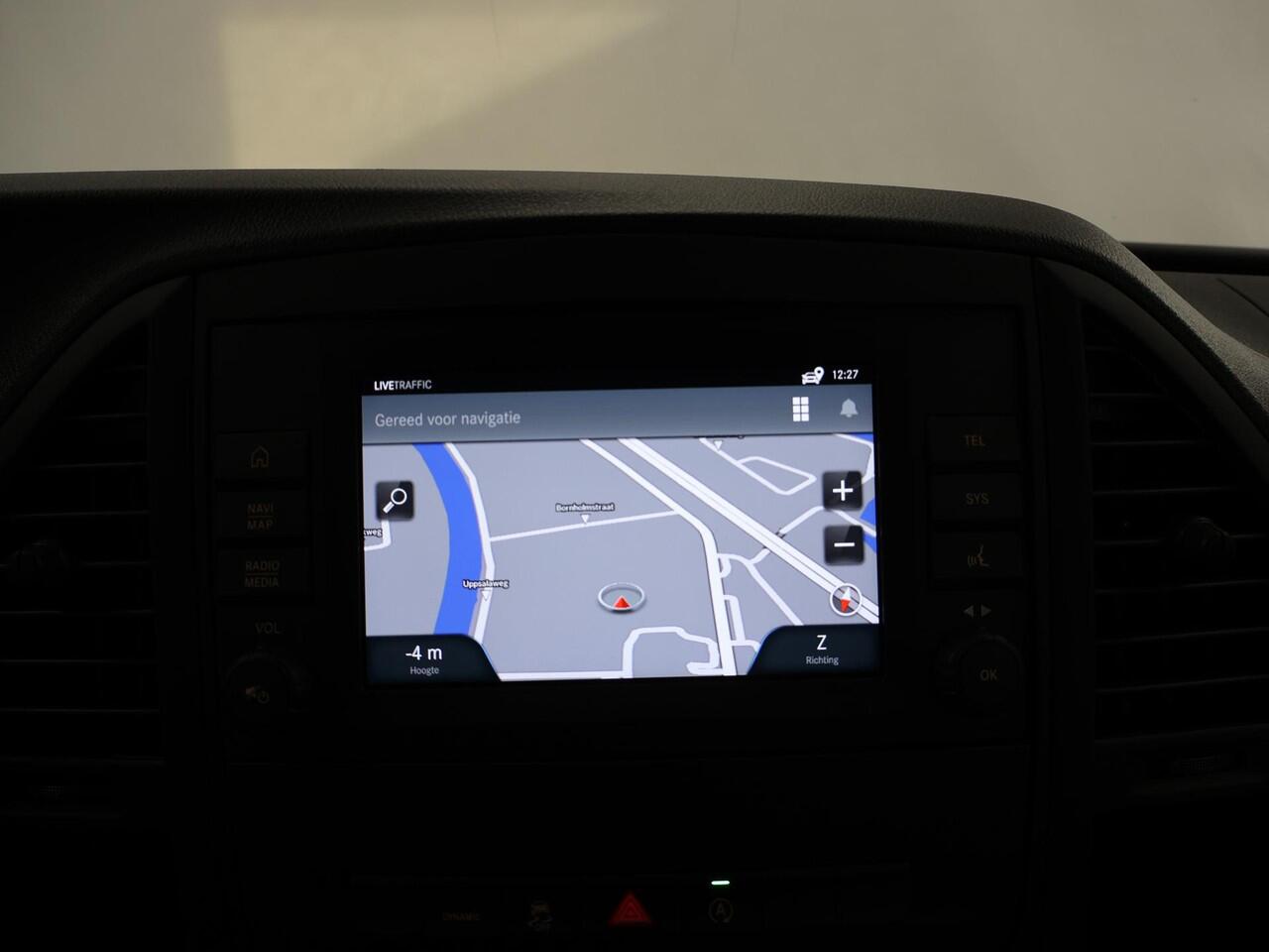 Mercedes-Benz VITO 116 CDI Extra Lang | Dubbel Cabine ¤57.995,- | Sidebars | LED | Trekhaak |