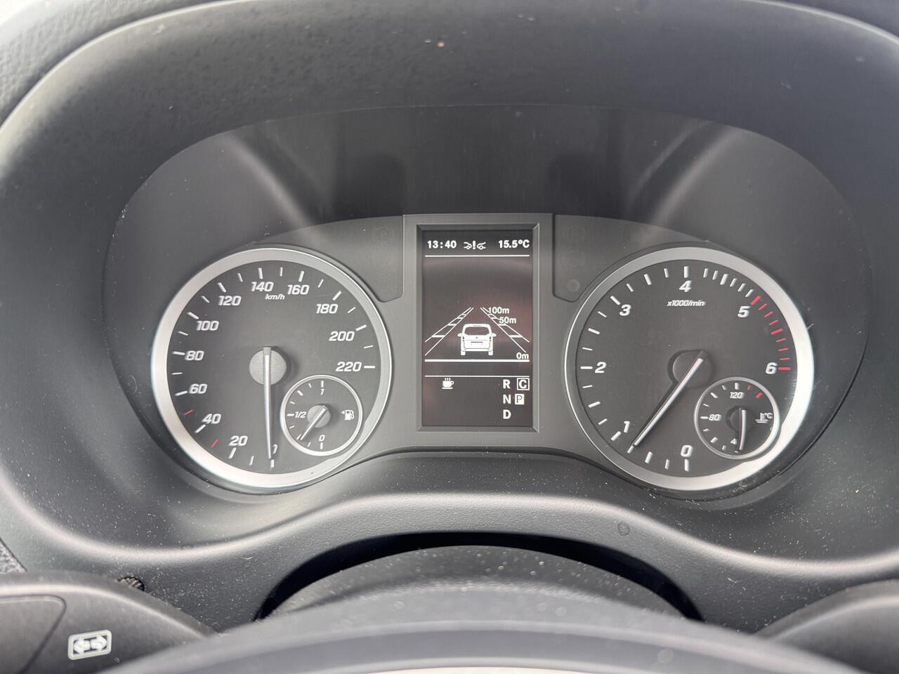 Mercedes-Benz VITO 114 CDI | Automaat | Leer | 2x Schuifdeur | Trekhaak | Camera | Blind-Spot |