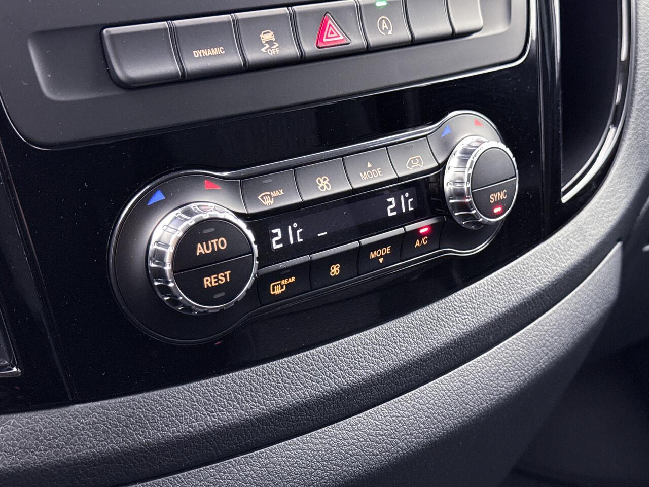 Mercedes-Benz VITO 114 CDI L3 Dubbele Cabine Led DC Trekhaak Apple Carplay/Android Auto Achteruitrijcamera Cruise Control