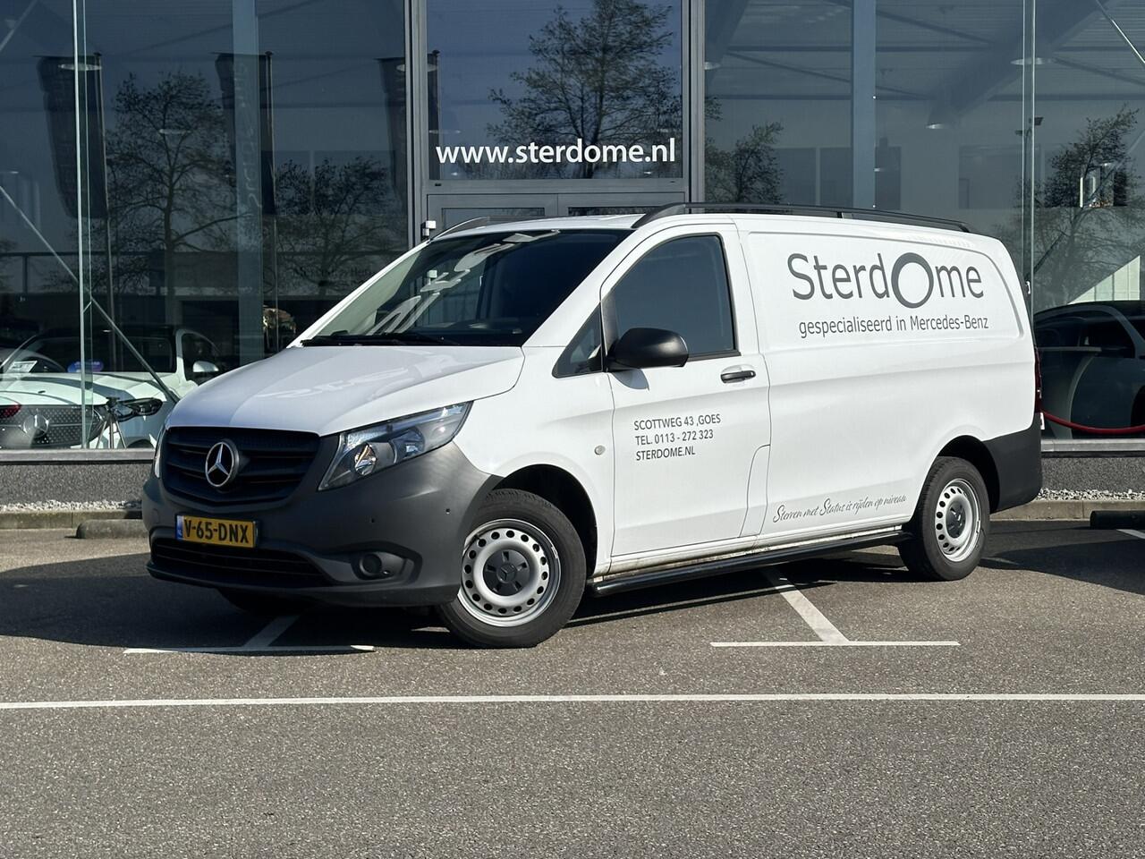 Mercedes-Benz VITO 110 CDI Lang l Zitcomfort pakket | MBUX l Apple Carplay en Android auto l Tweezitsbank voor | Trekhaak | BlueEFFICIENCY pakket | l NL auto l BPM vrij I Parkeerpakket | Regensensor l Dakrails l Sidebars l