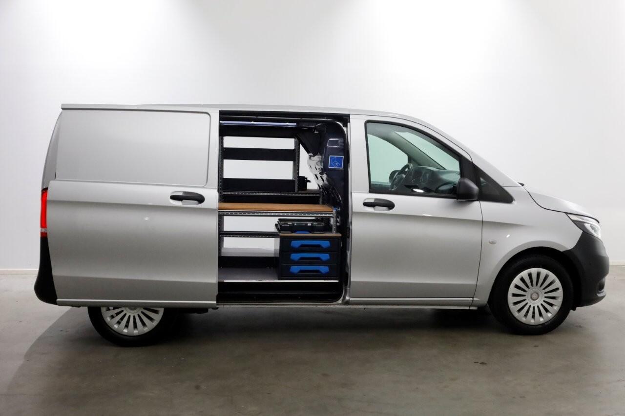 Mercedes-Benz VITO 114 CDI 136pk Compact 9G Automaat 2x Schuifdeur/LED/Camera/Navi/Inrichting 05-2022