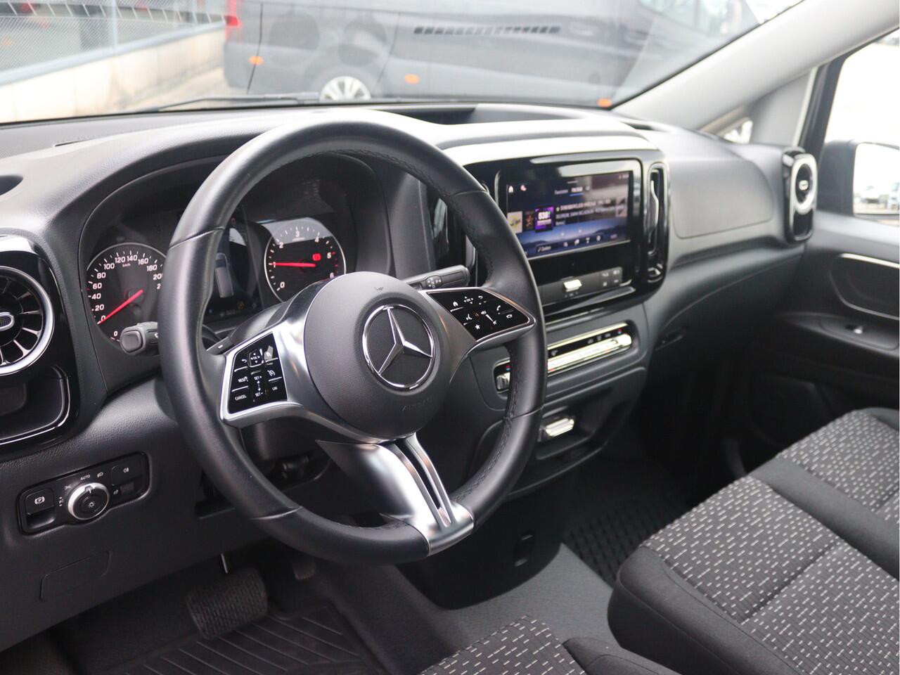 Mercedes-Benz VITO 114 CDI L2 Select | CLIMA/CAMERA/CRUISE/2.500KG AHW | Certified