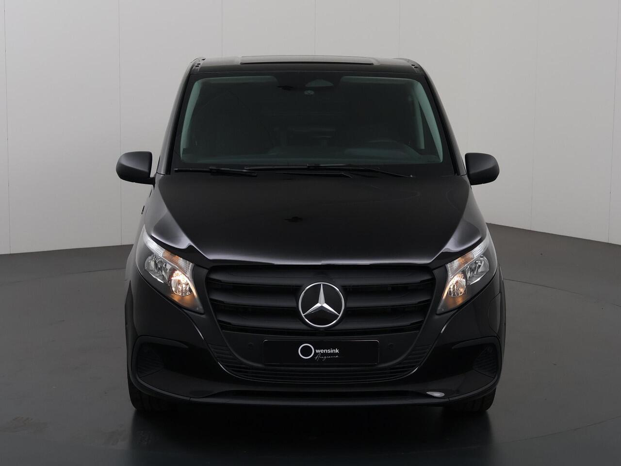 Mercedes-Benz VITO eVito Bestelwagen 112 L2 66 kWh | Stoelverwarming | Apple Carplay | Achteruitrijcamera | Airco | Cruise Control | Dodehoekassistent |