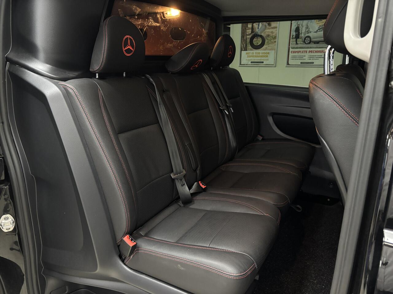 Mercedes-Benz VITO 114 CDI Lang DC (Snoeks Comfort)/ Lease Edition / AMG-Line/ Trekhaak/ Dubbele Schuifdeur/ Automaat/ Leder/ LED Koplampen/ Apple + Android/ DAB+/ Camera/ 19'' LMV/ Stoelverw./ Navi/ Clima/ Cruise/ PDC V+A/ Extra getint glas. Fiscale waarde ¤ 56105,-