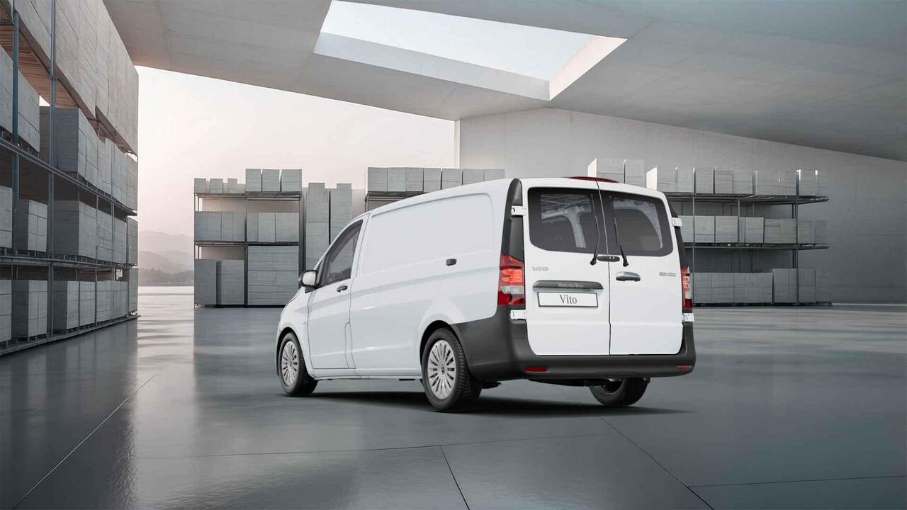 Mercedes-Benz VITO 116 CDI | L2 | AUT. | PRO | ACHTERUITRIJCAMERA | NAVIGATIE | CRUISE CONTROL | STOELVERWARMING | ACHTERDEUREN INCL. RUITEN | DODEHOEKDETECTIE | BETIMMERDE LAADRUIMTE