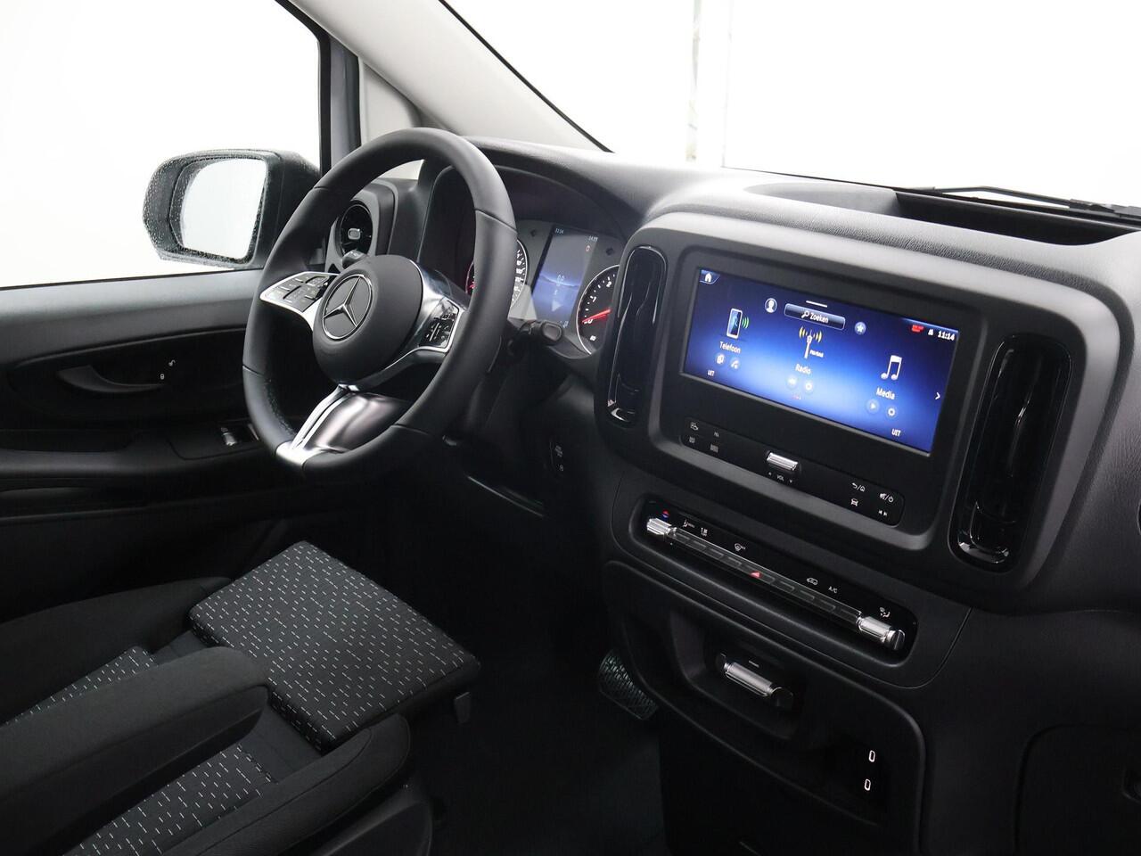 Mercedes-Benz VITO Bestelwagen 116 CDI L2 Pro | Achterdeuren | Trekhaak 2500 KG | Achteruitrijcamera | Dodehoekassistent |