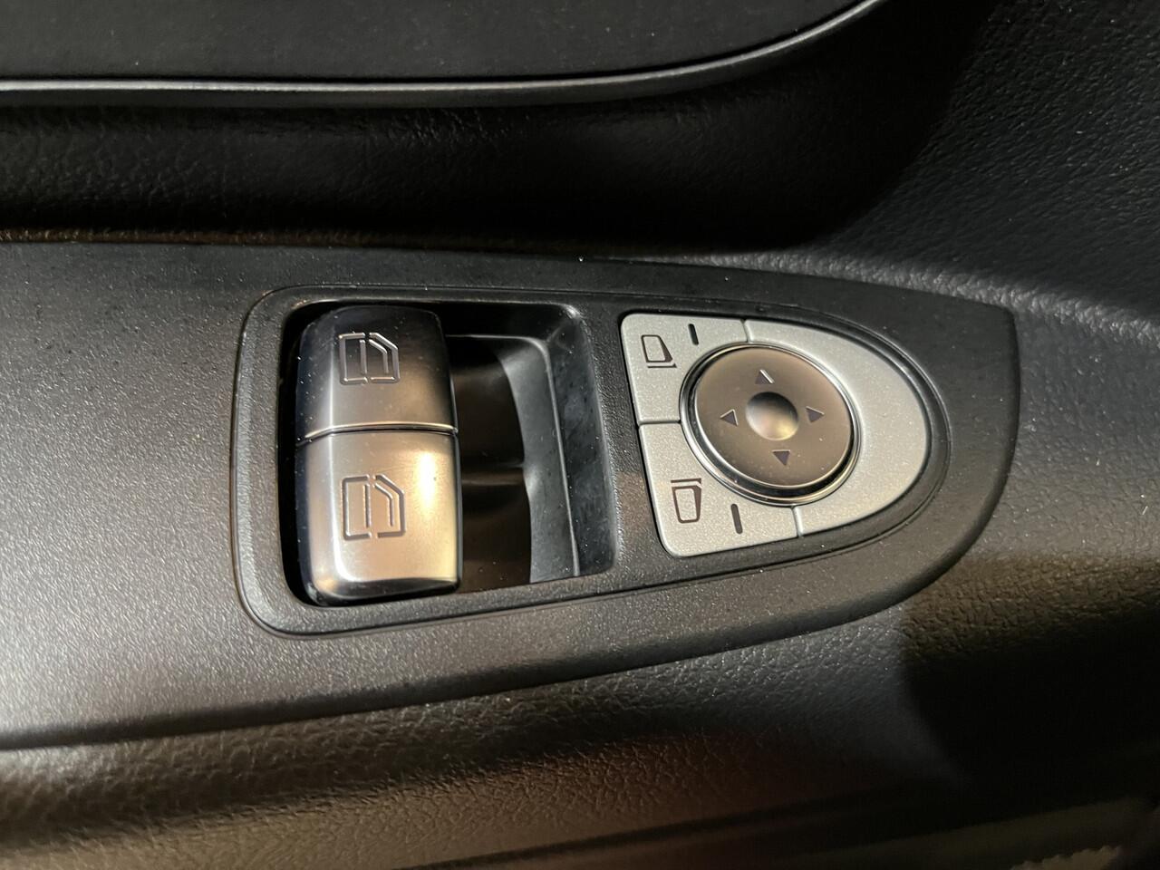 Mercedes-Benz VITO 110 CDI Lang / Euro 6 / Airco / CarPlay / Camera / Navigatie / Klep / 74.000 KM !!