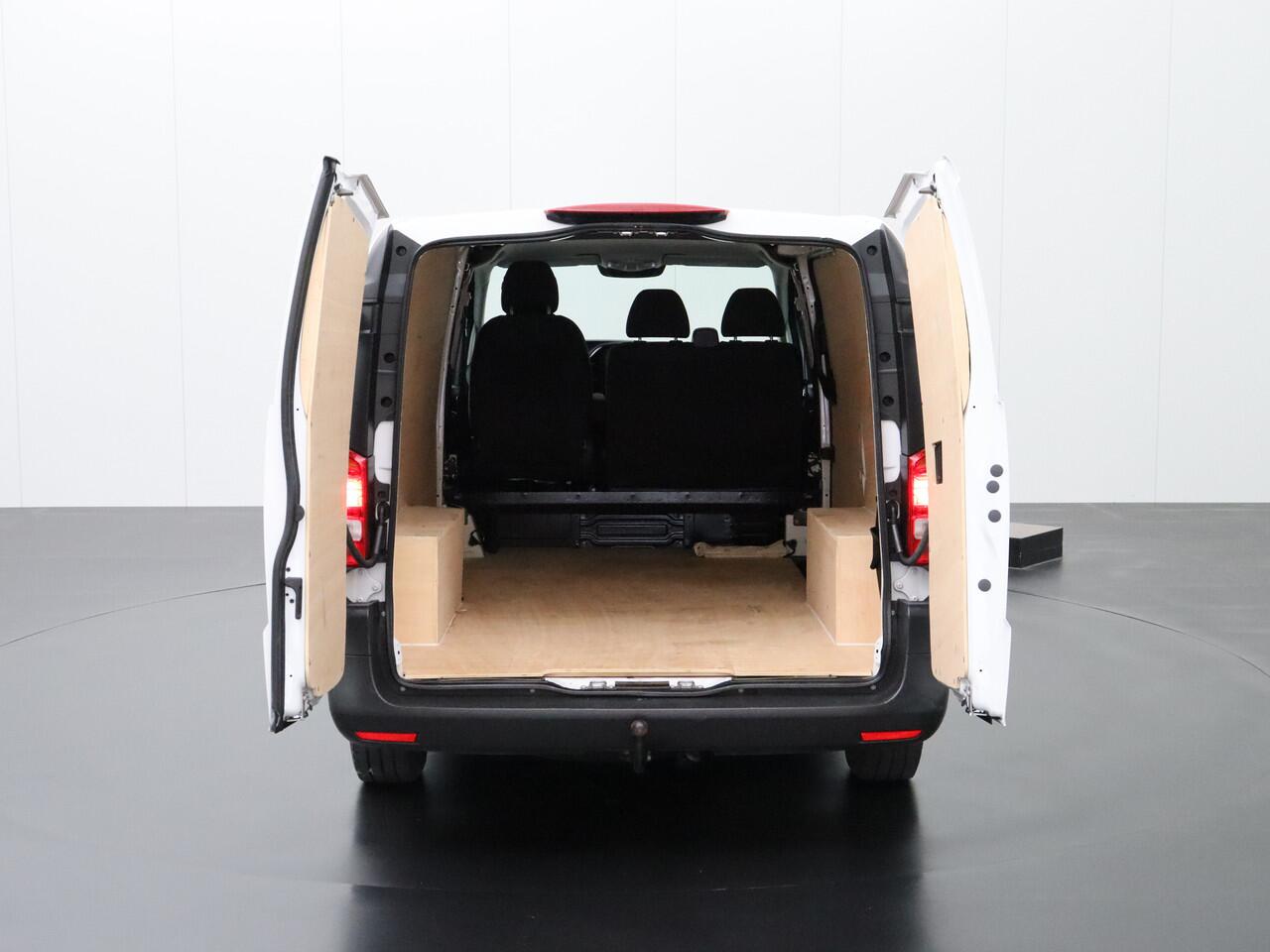 Mercedes-Benz VITO 114CDI 9G-Tronic Automaat | Led | Trekhaak | Multimedia | Camera | 3-Persoons | Airco | Cruise