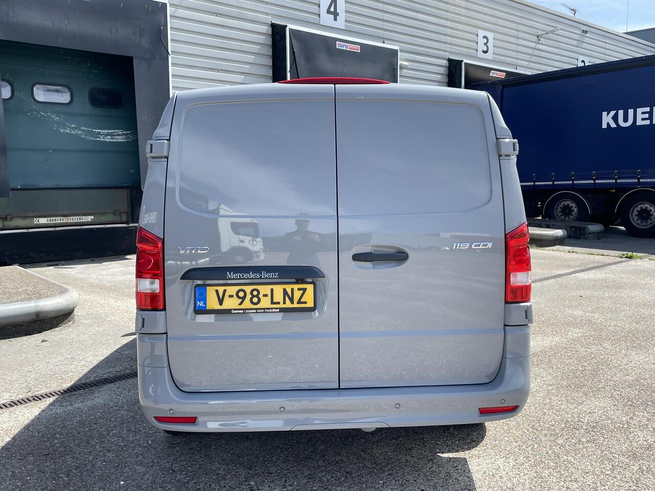 Mercedes-Benz VITO 119 CDI Bestelwagen L3 +190PK | NARDO GREY | STANDKACHEL