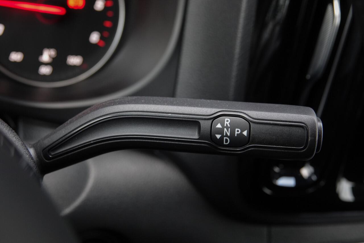 Mercedes-Benz VITO 119Cdi 190Pk 9G-Tronic Aut. | Dubbele Cabine | Mixto Select Sport | Lang | 360° Camera | 2xSchuifdeur | 20'' | Obsidian Black