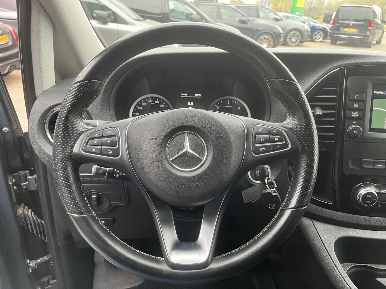 Mercedes-Benz VITO 114 CDI Lang 190pk DC Leer , Navi , Led