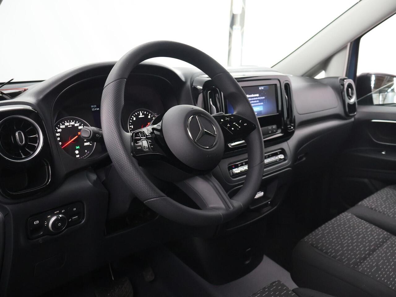 Mercedes-Benz VITO 116 CDI L2 Pro | Aut. | Achterdeuren | Cruise Control Adaptief | Trekhaak | Parkeercamera | BPM-vrij |