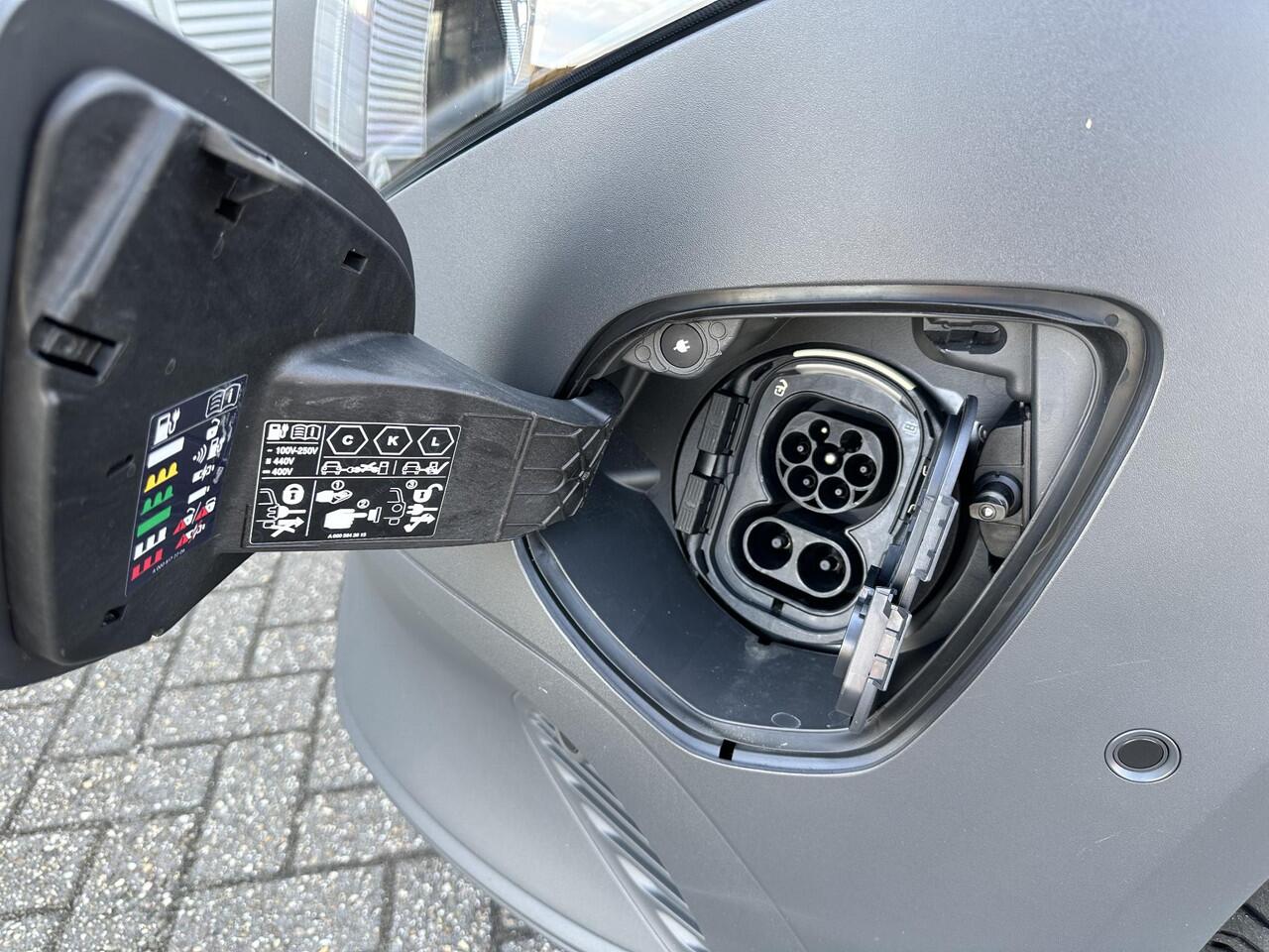 Mercedes-Benz VITO eVito 112 L2 Facelift-model 60 kWh 100% Elektrisch 286km WLTP actieradius