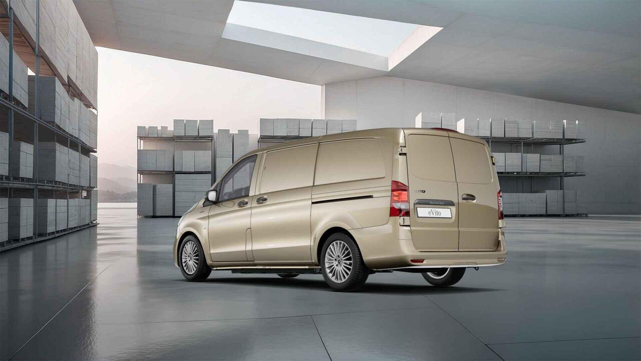 Mercedes-Benz VITO eVito 112 Bestelwagen L2 66 kWh | Kalaharigold | Achterdeuren | Stoelverwarming | Navigatie | Snelladen |